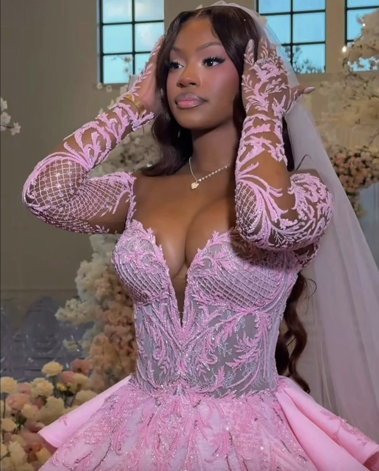 モフM+V STUDIO WeddingVeil Dress(pink) MDW sales that are actually worth the hype! Here are the sales I'd